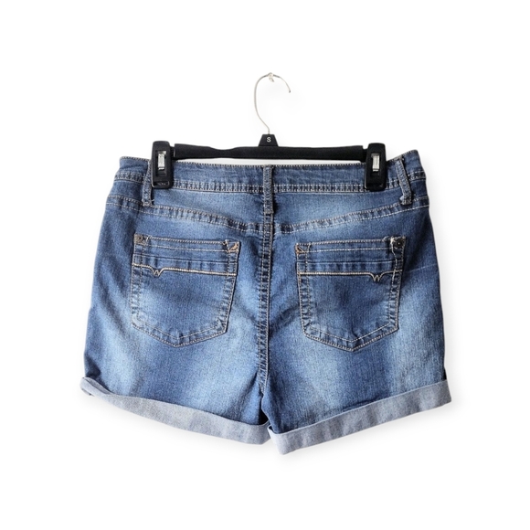 Juniors Wallflower Blue Denim Cuffed Shorts Size 13 - Picture 2 of 4